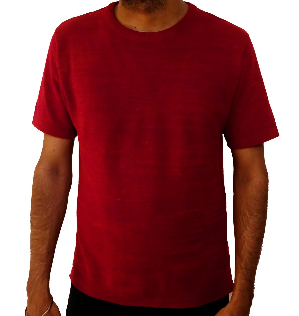 dark red t shirt